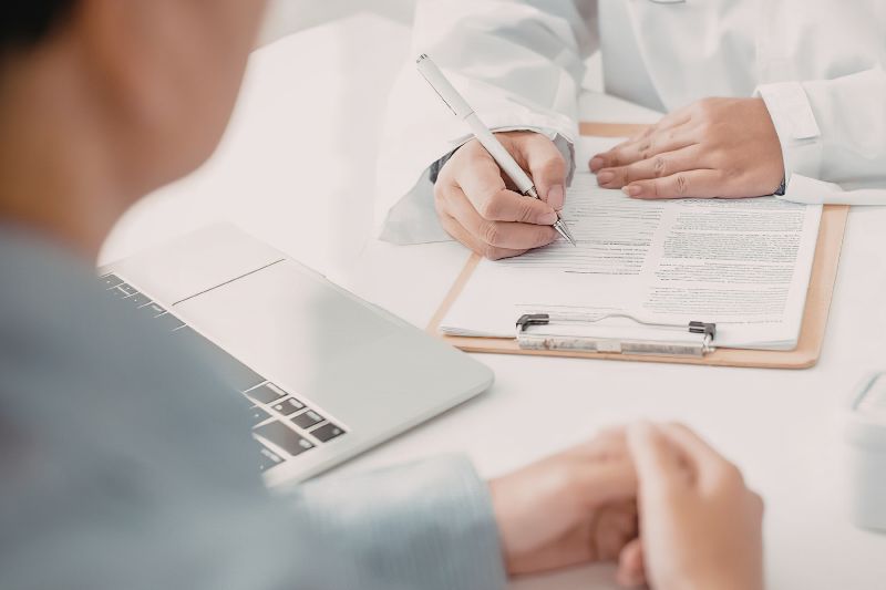 consulta médica diagnóstico